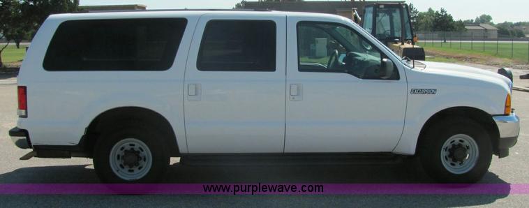 image for item 6281 2001 Ford Excursion XLT