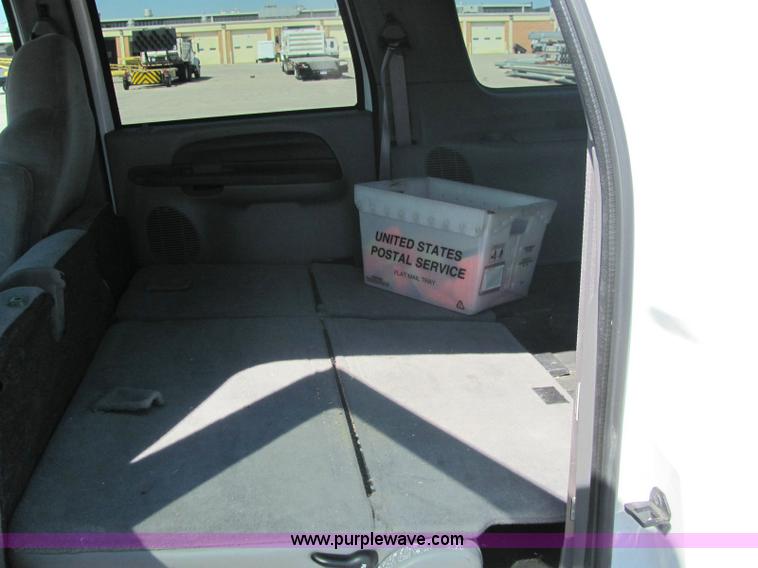 image for item 6281 2001 Ford Excursion XLT