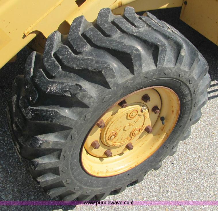 image for item 6282 1992 Ford 555C backhoe