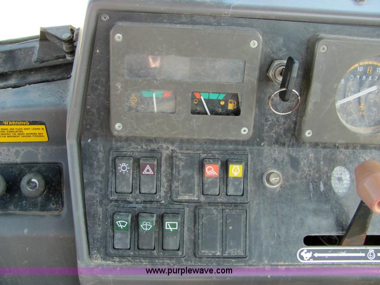 image for item 6282 1992 Ford 555C backhoe