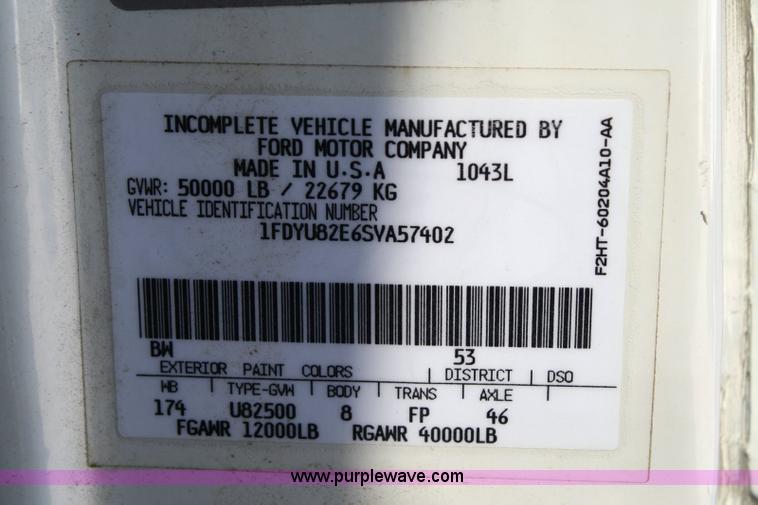 image for item 6326 1995 Ford LT8000F tandem axle dump truck