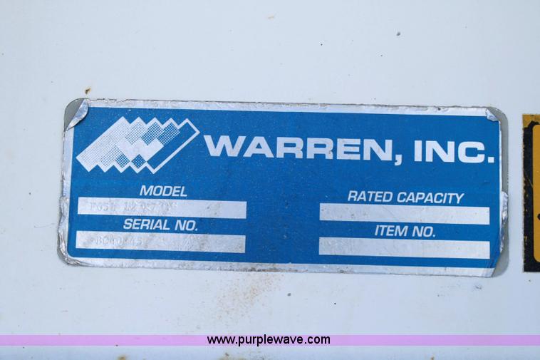 image for item 6326 1995 Ford LT8000F tandem axle dump truck