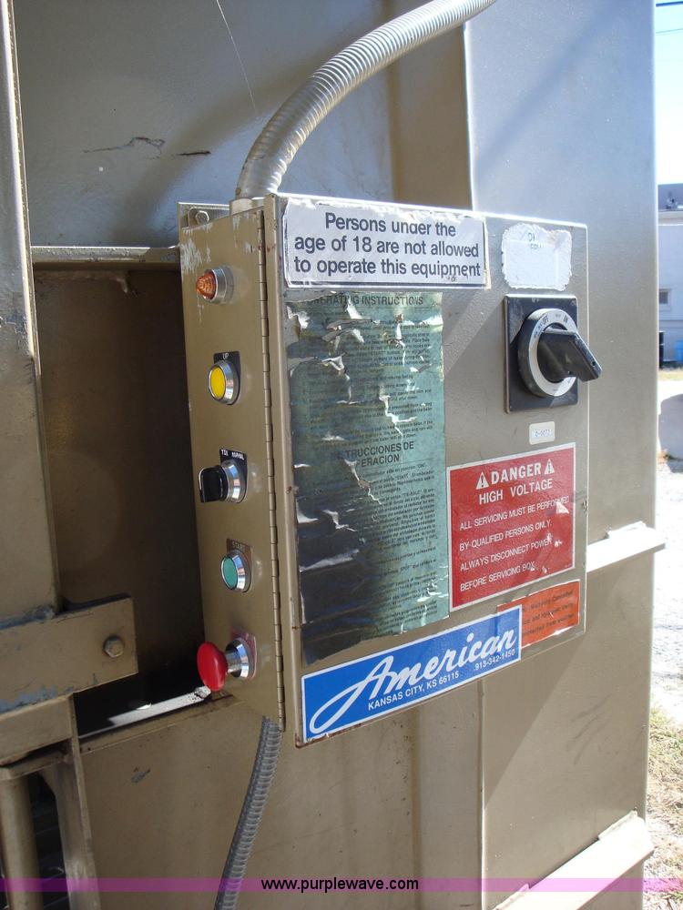 image for item 1006 Piqua Series 40 cardboard, plastic, and soft material baler