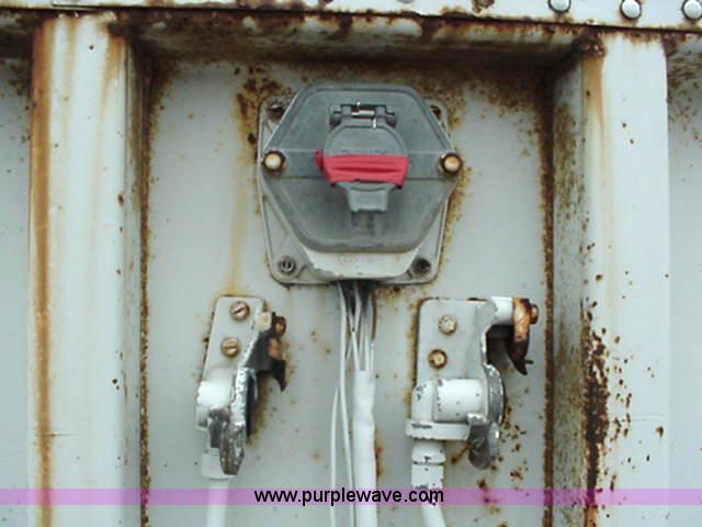 image for item 1305 1984 Dunham 45' semi trailer