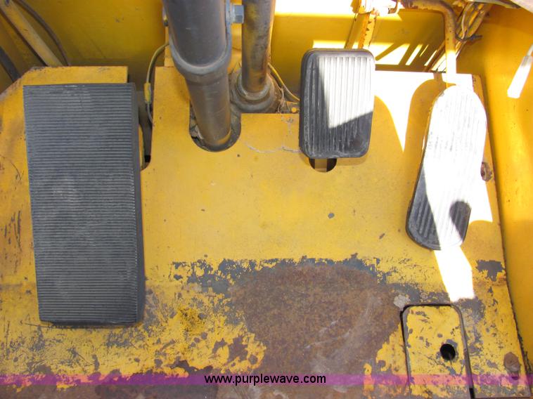 image for item 2455 Allis Chalmers ACP60BPS forklift