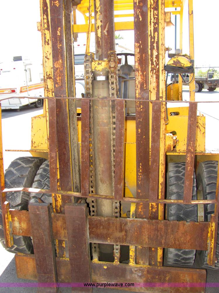 image for item 2455 Allis Chalmers ACP60BPS forklift