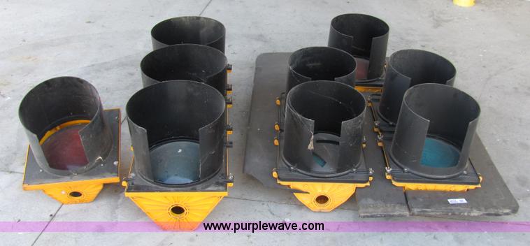 image for item 2478 (9) assorted traffic lights