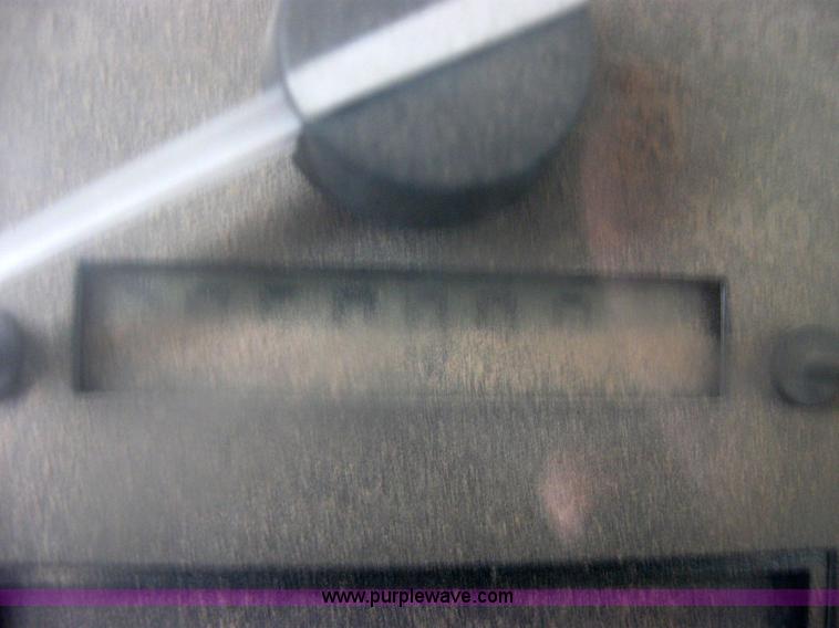 image for item 2536 1992 Ford F450 Super Duty truck