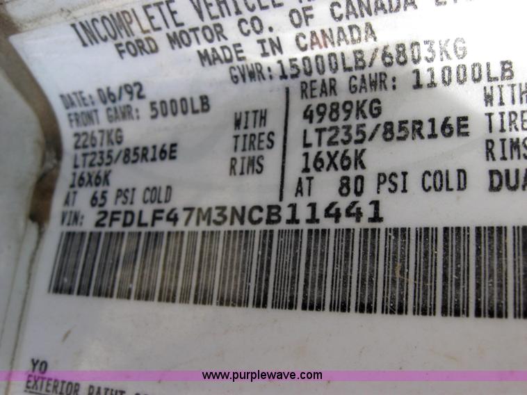 image for item 2536 1992 Ford F450 Super Duty truck