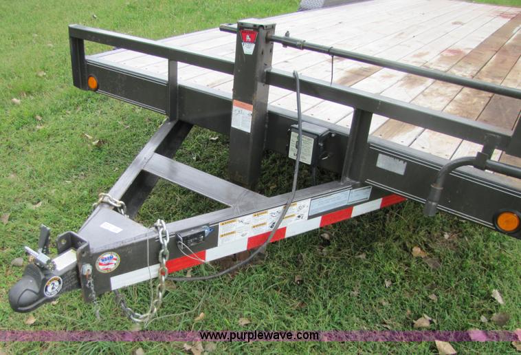 image for item 2578 2009 Load Trail car trailer