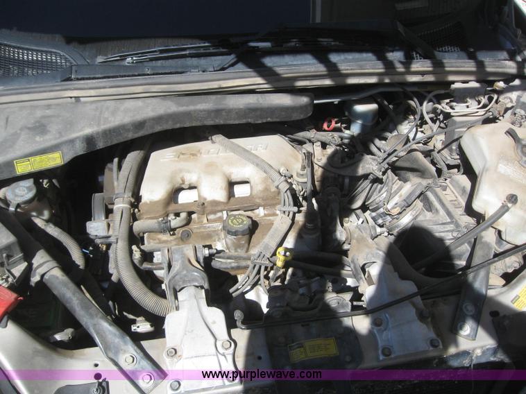 image for item 3020 1999 Chevrolet Venture mini van