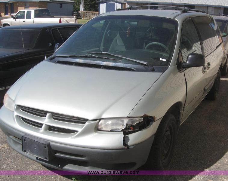 image for item 3022 1999 Dodge Grand Caravan