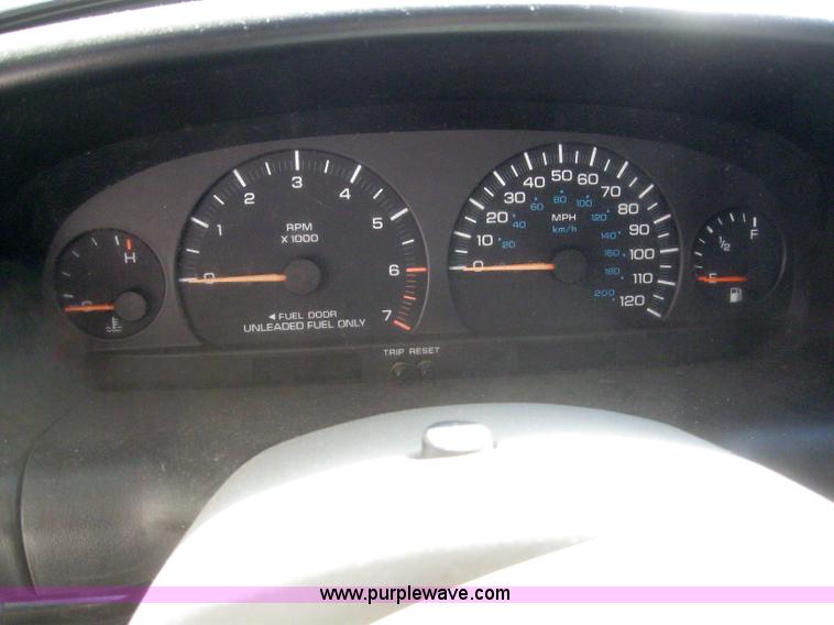image for item 3022 1999 Dodge Grand Caravan