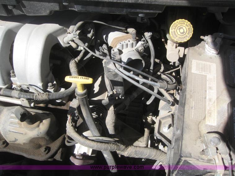 image for item 3022 1999 Dodge Grand Caravan