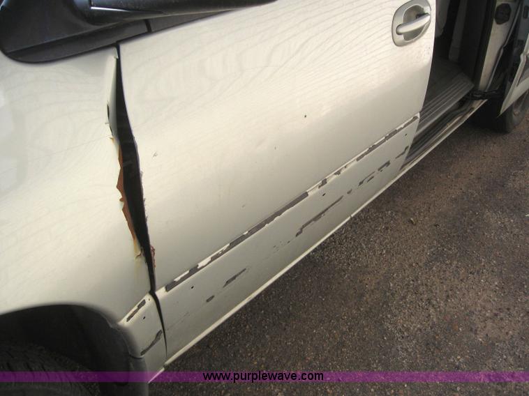 image for item 3022 1999 Dodge Grand Caravan