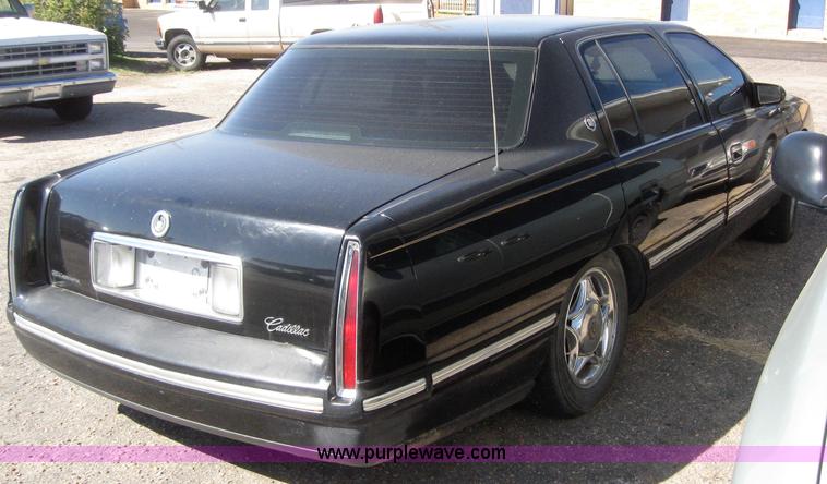 image for item 3023 1998 Cadillac Deville