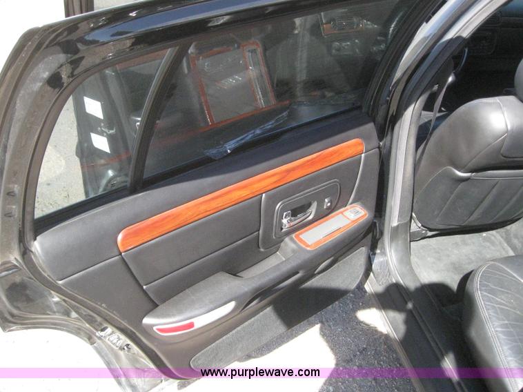 image for item 3023 1998 Cadillac Deville