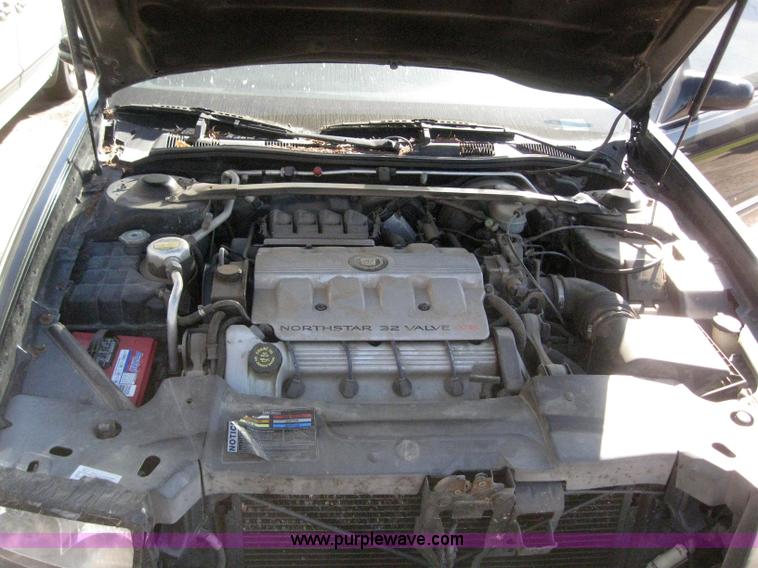 image for item 3023 1998 Cadillac Deville