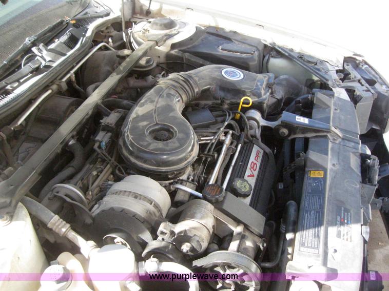 image for item 3024 1995 Cadillac Deville