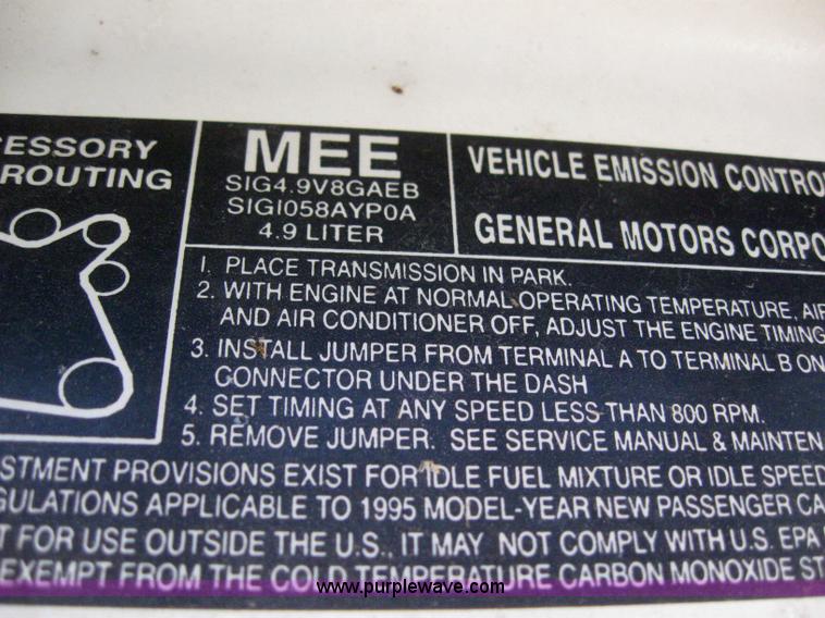 image for item 3024 1995 Cadillac Deville