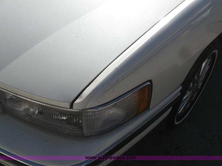 image for item 3024 1995 Cadillac Deville