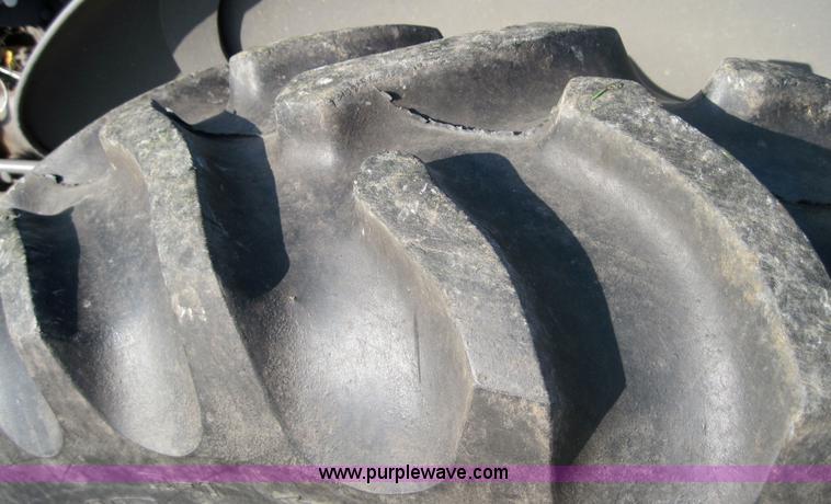 image for item 4104 Fergerson 30 tractor