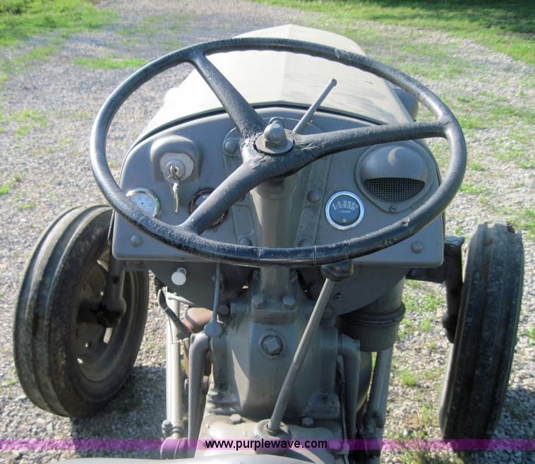 image for item 4104 Fergerson 30 tractor