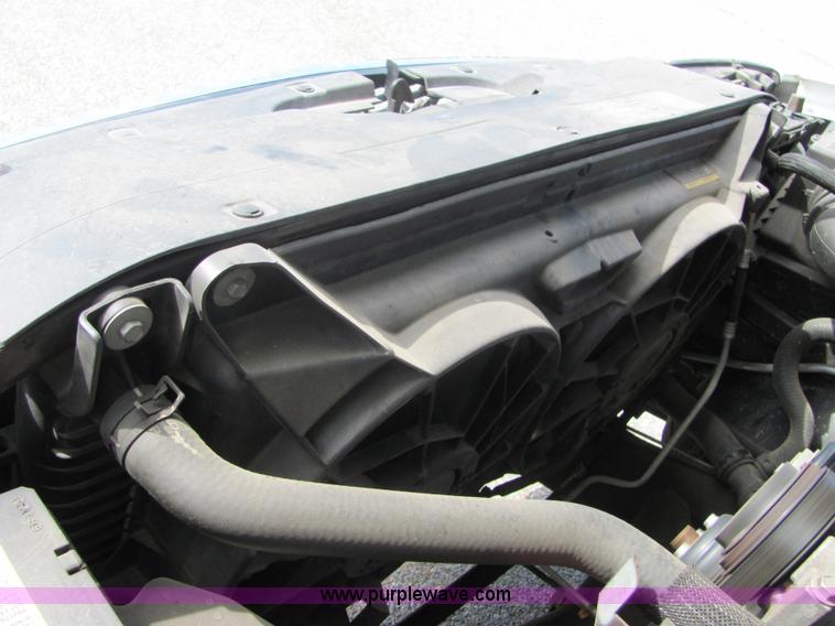 image for item 4930 2007 Chevrolet C1500 Silverado pickup truck