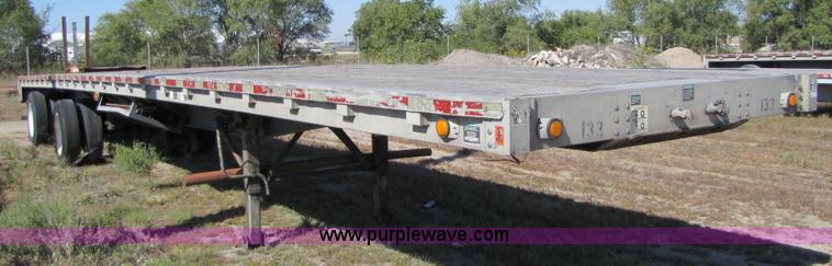 image for item 5141 1998 Wilson 48' flatbed trailer