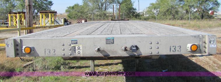 image for item 5141 1998 Wilson 48' flatbed trailer