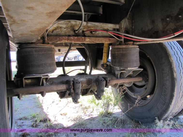 image for item 5141 1998 Wilson 48' flatbed trailer