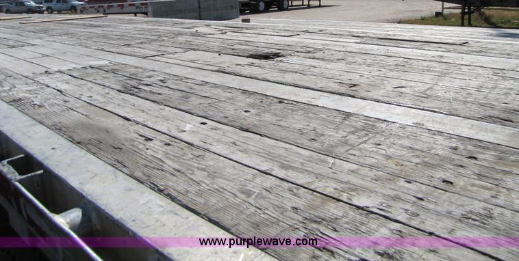 image for item 5142 1998 Wilson 48" flatbed trailer