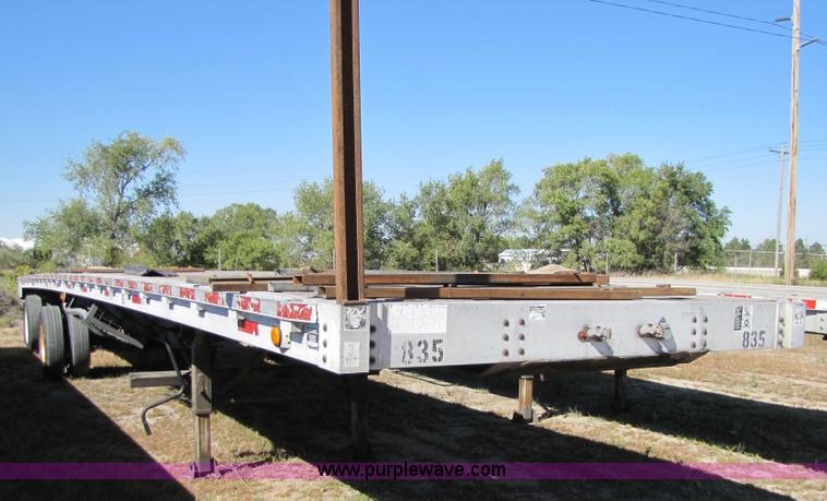 image for item 5143 1995 Wilson 48' flatbed trailer