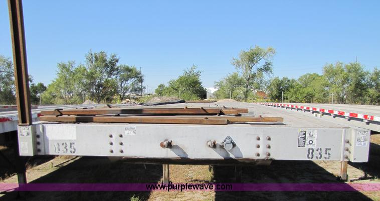 image for item 5143 1995 Wilson 48' flatbed trailer