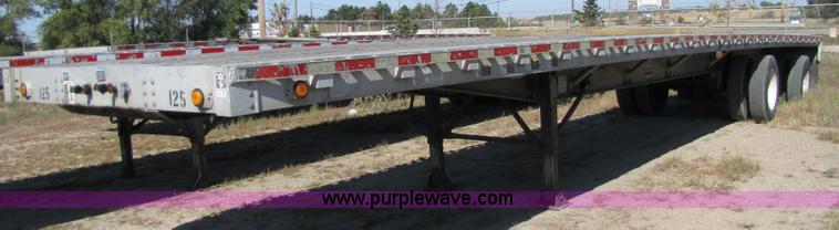 image for item 5145 1998 Wilson 48' flatbed trailer