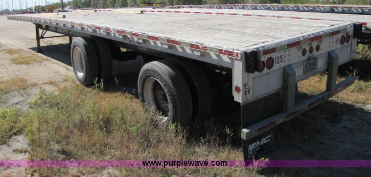 image for item 5145 1998 Wilson 48' flatbed trailer