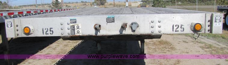 image for item 5145 1998 Wilson 48' flatbed trailer
