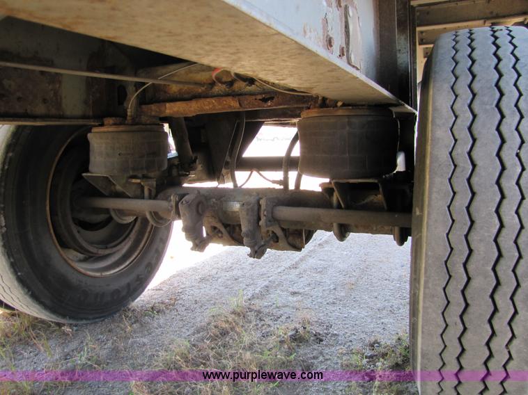 image for item 5145 1998 Wilson 48' flatbed trailer