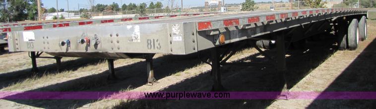 image for item 5147 1995 Wilson 48' flatbed trailer