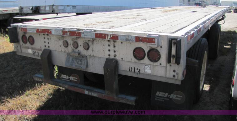 image for item 5147 1995 Wilson 48' flatbed trailer