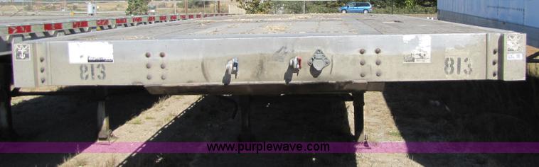 image for item 5147 1995 Wilson 48' flatbed trailer