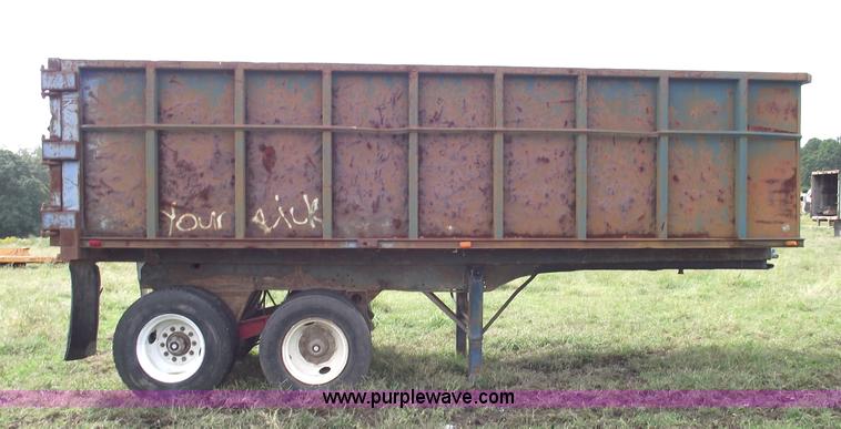 image for item 5861 1977 Fruehauf 22' end dump trailer