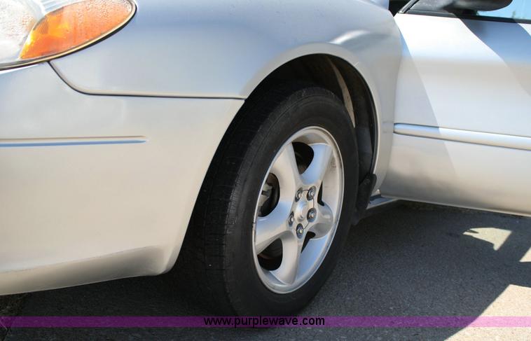 image for item 6367 2001 Ford Taurus SES
