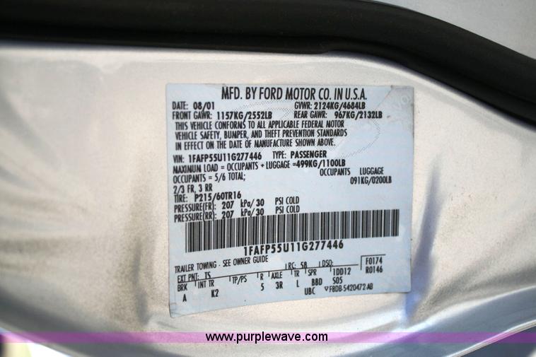 image for item 6367 2001 Ford Taurus SES