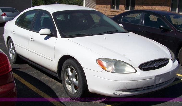 image for item 7364 2003 Ford Taurus SES