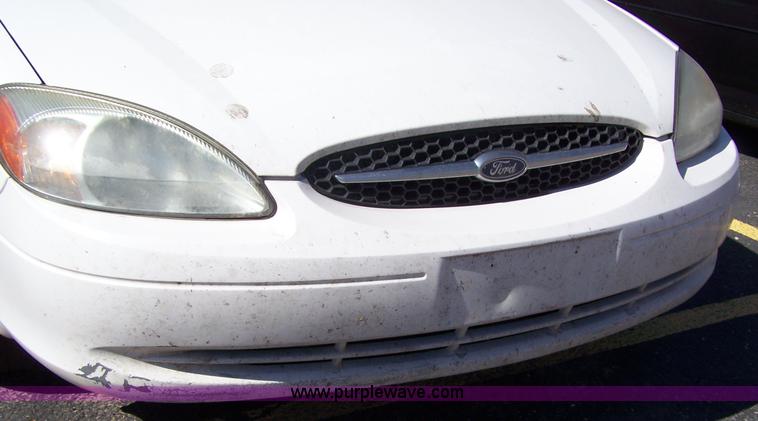 image for item 7364 2003 Ford Taurus SES