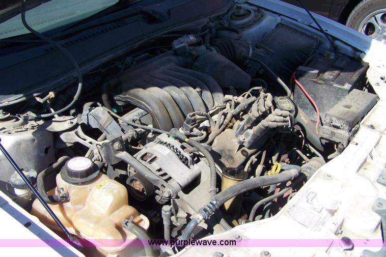 image for item 7364 2003 Ford Taurus SES