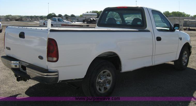 image for item 8001 1999 Ford F250 XL pickup truck