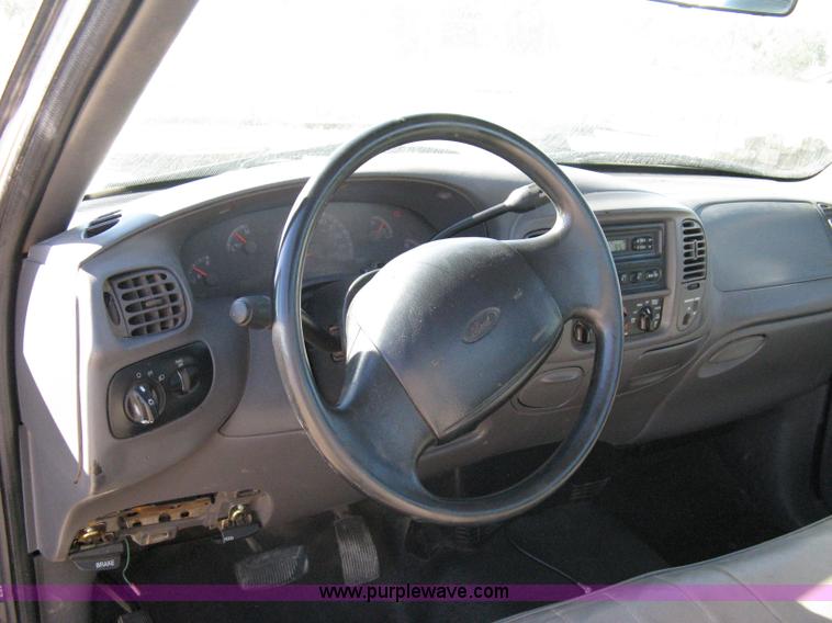 image for item 8001 1999 Ford F250 XL pickup truck