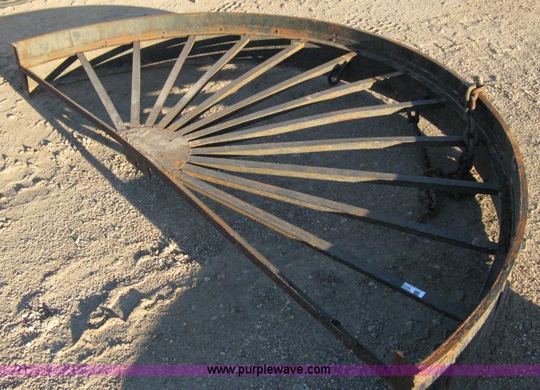 image for item 8006 (2) steel architectural decor grates